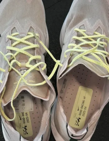 Použité Nike Vaporfly Next% 4 bike — obrázek 4 z 6