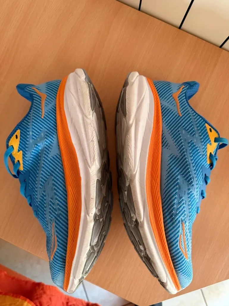 Hoka Clifton 9 bike de segunda mano — imagen 5 de 6