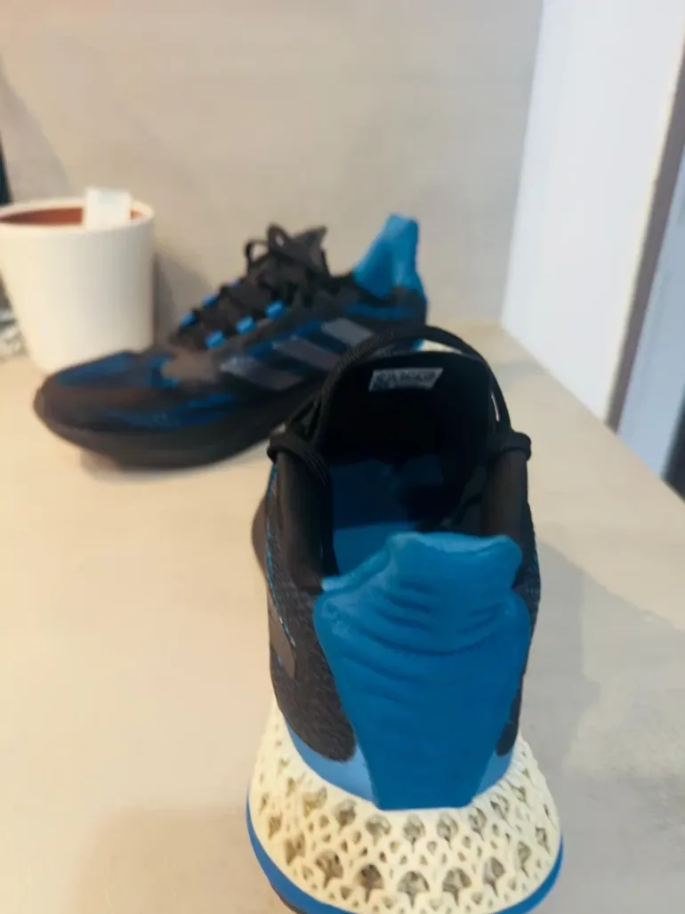 Używany Adidas 4DFWD Pulse bike — zdjęcie 5 z 6