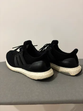Adidas Ultra Boost bike d'occasion — image 2 sur 6