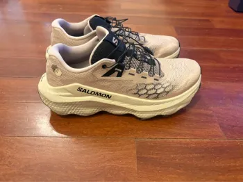 Used Salomon Scarpe sportive Running Shoes
