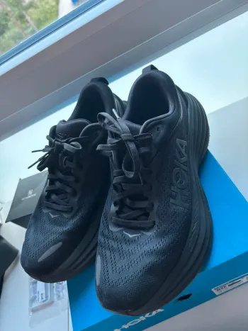 Hoka Bondi 8 Running Shoes usato