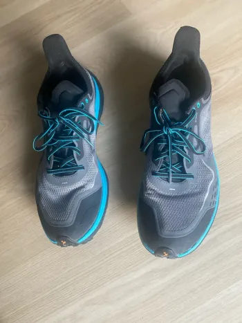 Scarpa Running Shoes Running Shoes usato