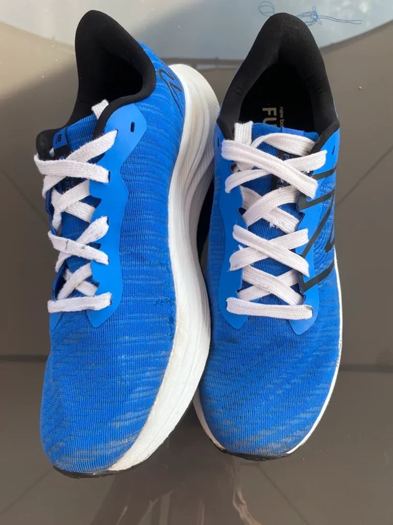 Used New Balance Fuelcell Propel v4 bike — image 10 of 15