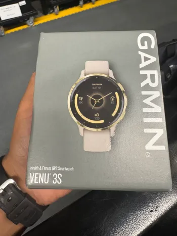Käytetty Garmin Venu 3s Electronics