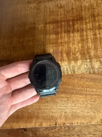 Käytetty Garmin 7x pro solar 51mm Electronics