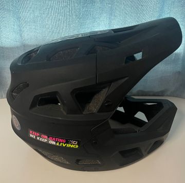 Used lixada Integral MTB Helmet 2025 bike — image 4 of 4
