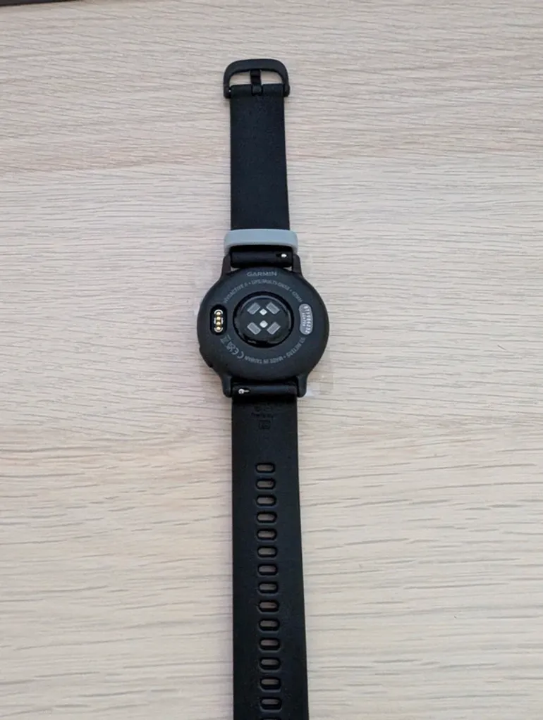 Garmin Vivoactive 5 Music bike de segunda mano — imagen 5 de 8
