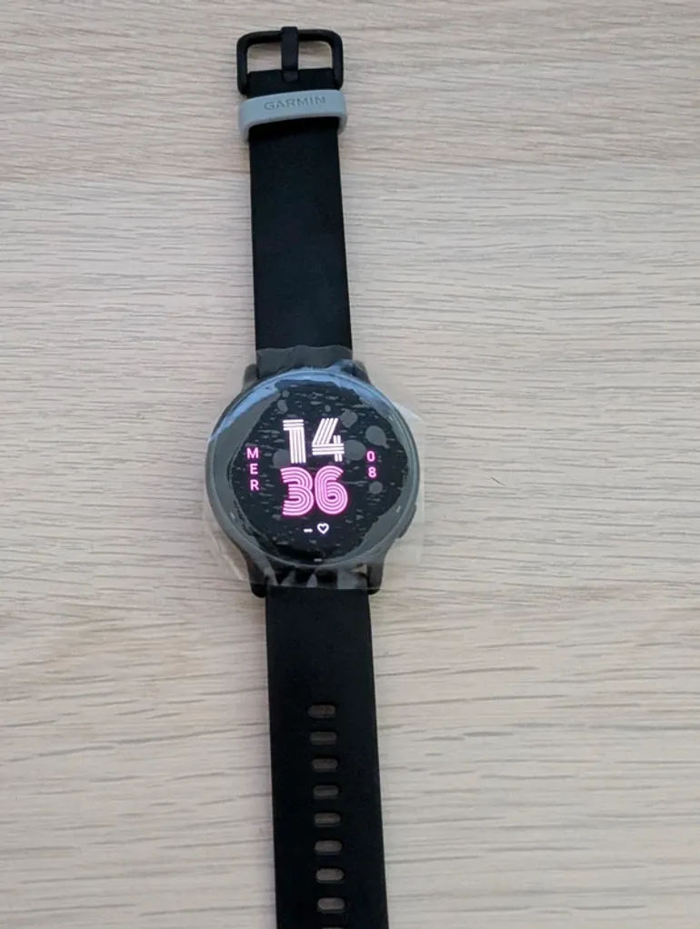 Garmin Vivoactive 5 Music bike de segunda mano — imagen 2 de 8
