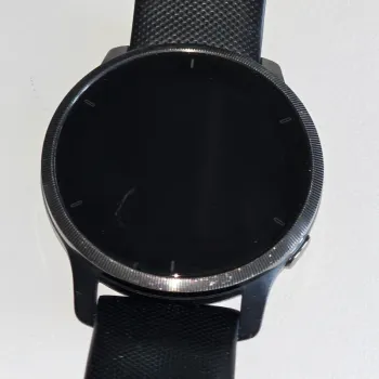 Used Garmin Venu 2 bike — image 3 of 11