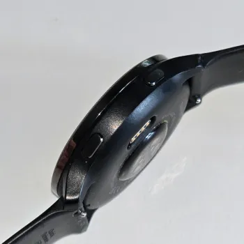 Used Garmin Venu 2 bike — image 4 of 11