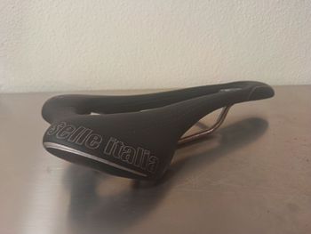 Tweedehands Selle Italia SLR Superflow Saddle Saddles & Seatposts