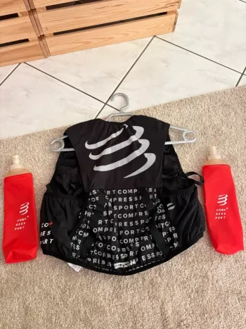Used Compressport Evo 10 2025 Running Accessories