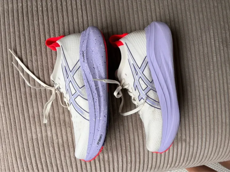 Used Asics Gel Nimbus bike — image 4 of 6