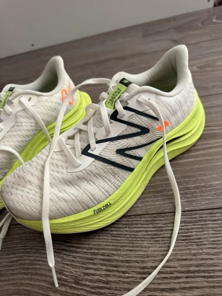 Used New Balance Hardloopschoenen bike — image 2 of 4