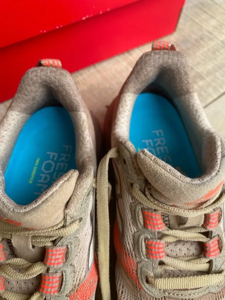 Used New Balance Fresh Foam X Hierro V9 bike — image 6 of 7