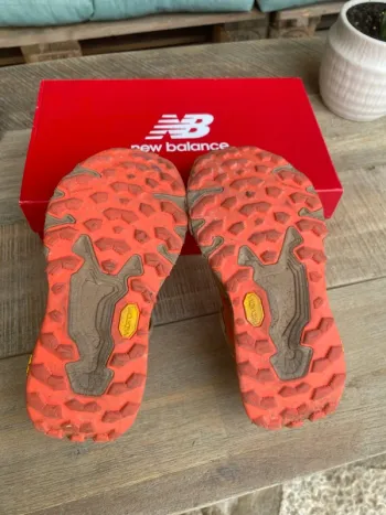 Used New Balance Fresh Foam X Hierro V9 bike — image 4 of 7