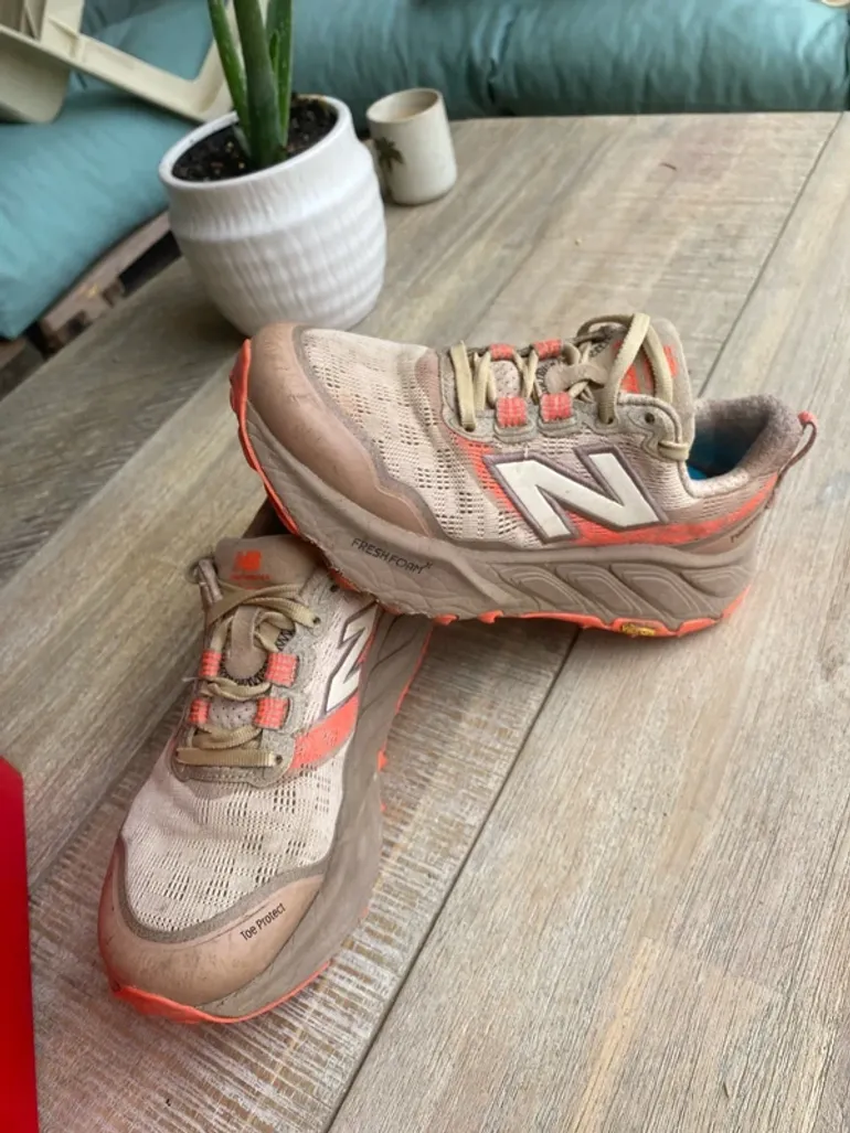 Used New Balance Fresh Foam X Hierro V9 bike — image 3 of 7