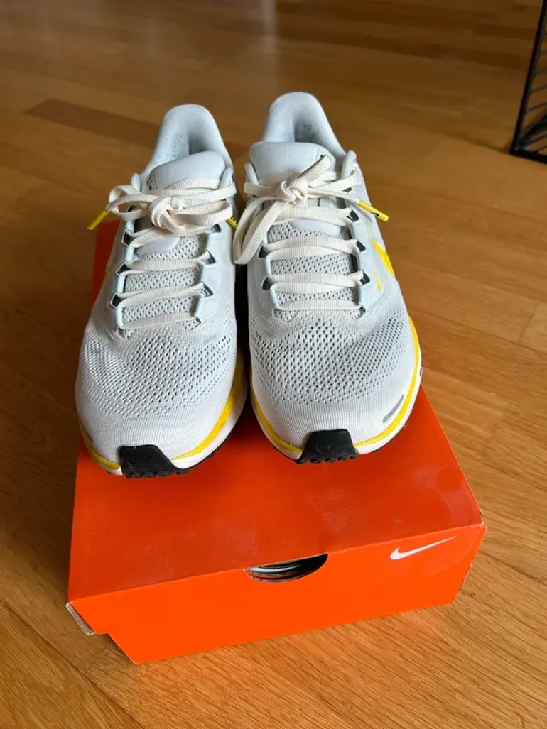 Gebrauchtes Nike Air Zoom bike — Bild 2 von 3