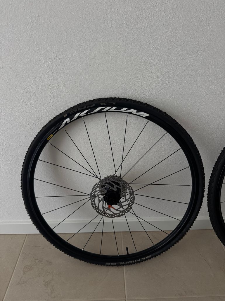Brugt Mavic Aksium Wheelset bike — billede 2 af 5