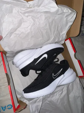 Gebrauchtes Nike Damen Schuhe bike — Bild 8 von 8