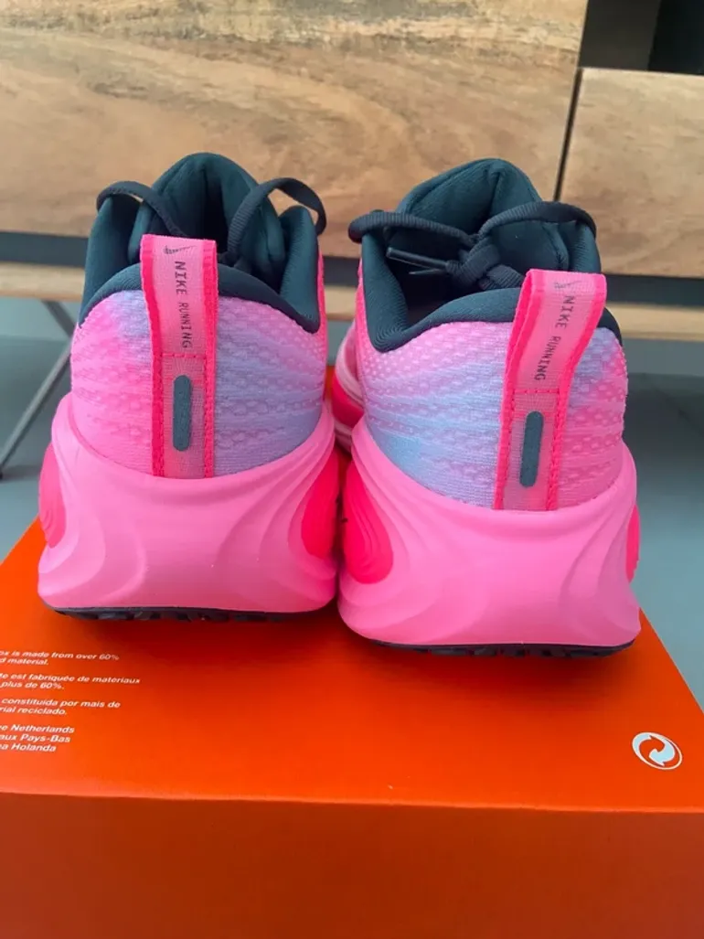 Used Nike Vomero Plus bike — image 7 of 10