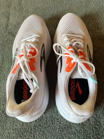Used Brooks Ghost 17 Running Shoes