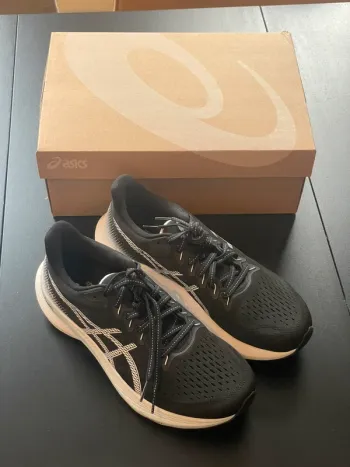 Used Asics Gel 1130 Running Shoes