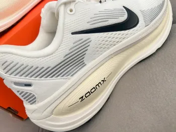 Gebrauchtes Nike Vomero 18 bike — Bild 4 von 12