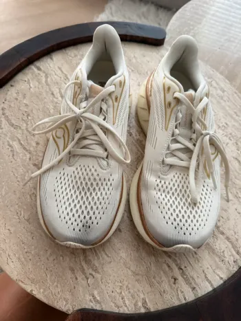 Saucony Ride 18 bike usato — immagine 5 di 9