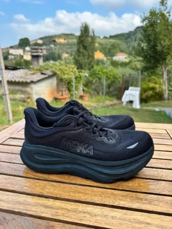 Hoka Bondi 9 bike d'occasion — image 2 sur 7