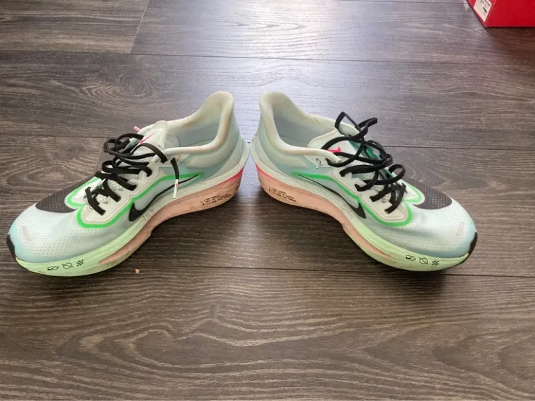 Used Nike Zoom Fly 6 bike — image 2 of 8