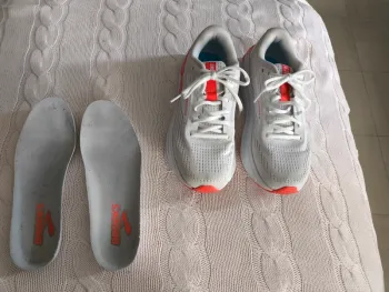 Brugt Orange Brooks Ghost 2 Max Running Shoes