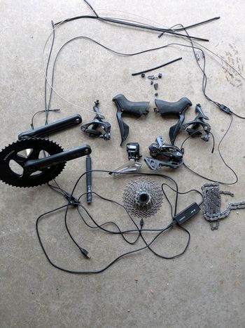 Tweedehands Shimano Ultegra R8050 Di2 Groupset