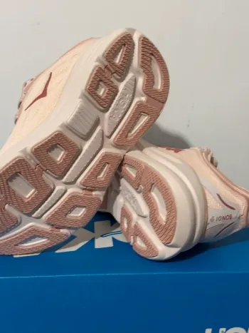 Used Hoka Bondi 9 bike — image 10 of 15