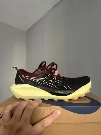 Używany Asics Gel Trabuco 13 Running Shoes