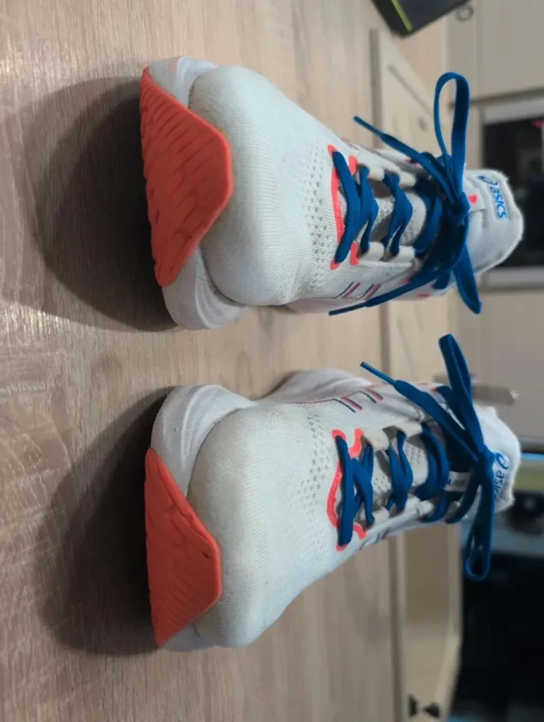 Brugt Asics Nimbus 26 bike — billede 2 af 11