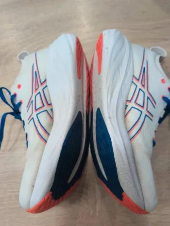 Brugt Asics Nimbus 26 bike — billede 4 af 11