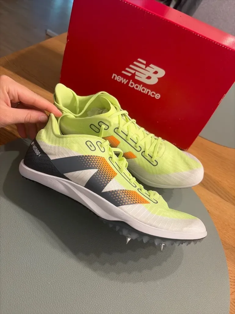 Brugt New Balance Sprint Spikes bike — billede 2 af 4
