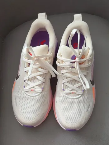 Gebrauchtes Nike Vomero 18 bike — Bild 2 von 5