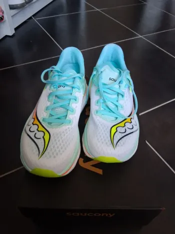 Używany Saucony Baskets running femme Running Shoes
