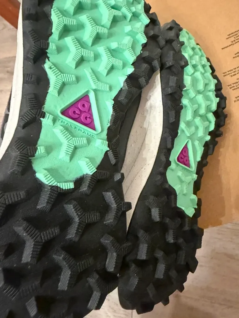 Nike Sneaker bike usato — immagine 4 di 8