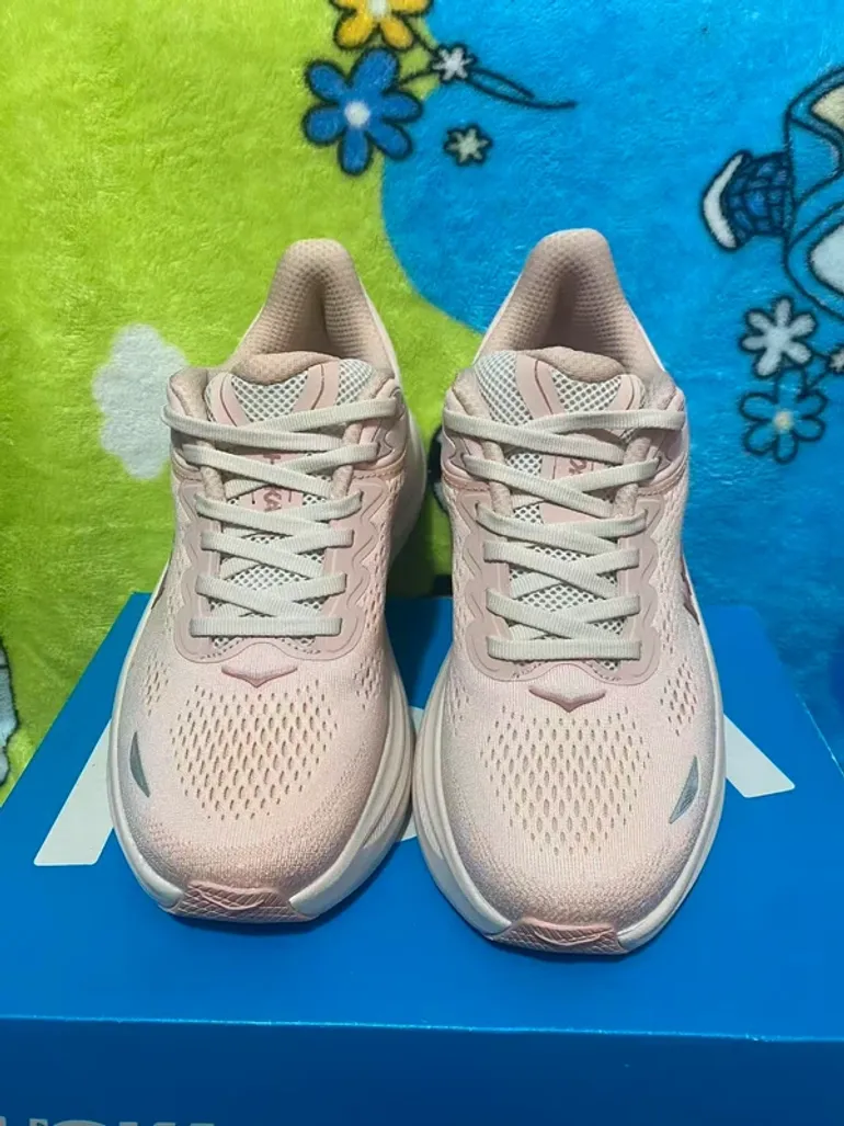 Używany Hoka Chaussures bike — zdjęcie 2 z 9