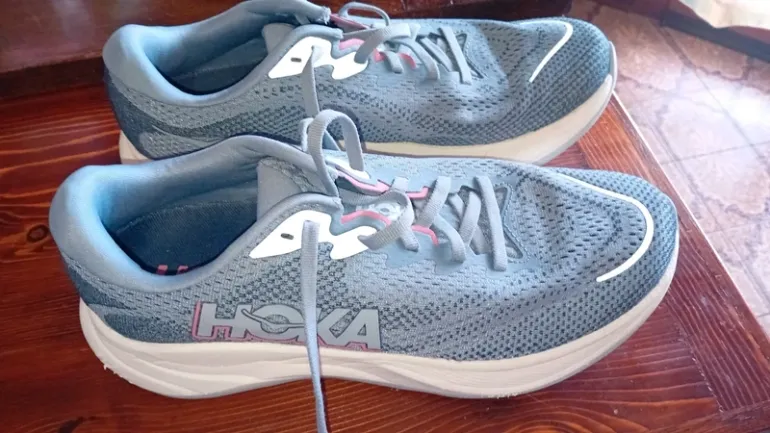 Tweedehands Hoka Calzatura sportiva bike — afbeelding 3 van 6
