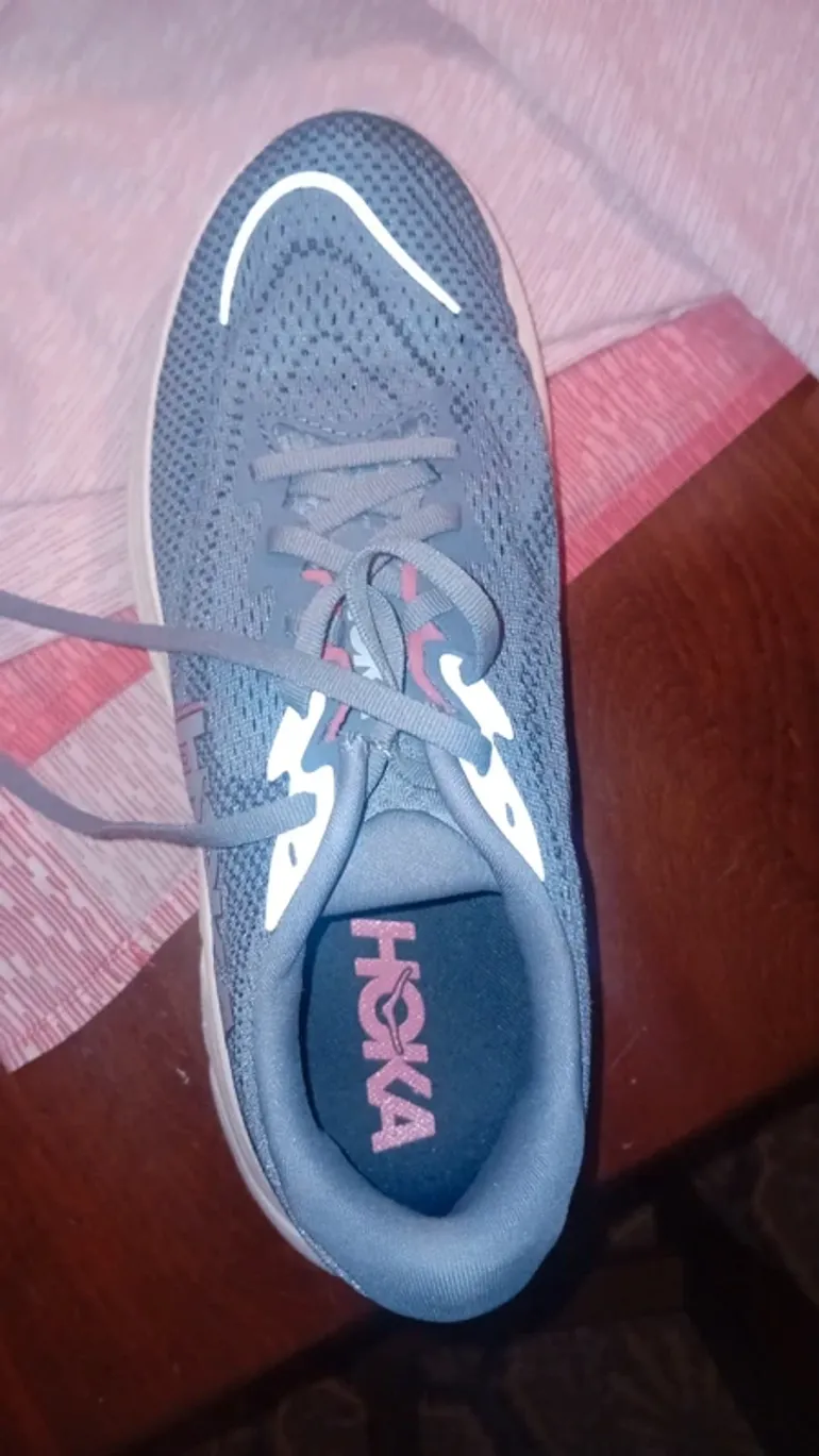Tweedehands Hoka Calzatura sportiva bike — afbeelding 4 van 6