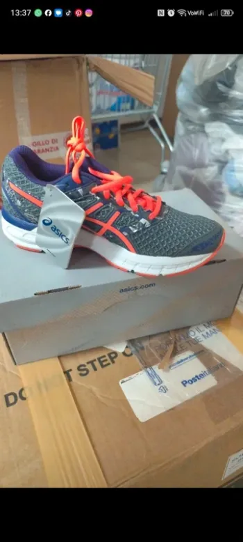 Used Asics Scarpe donna Running Shoes
