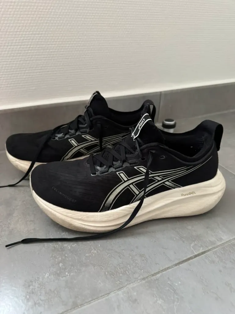 Used Asics Gel Nimbus 27 bike — image 4 of 5