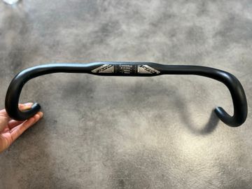 Fsa Adventure Compact Handlebar bike usato — immagine 1 di 7