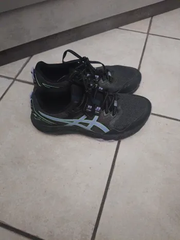 Używany Verde Gel Sonoma 7 Running Shoes