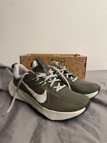 Used Nike Juniper Trail 2 Running Shoes